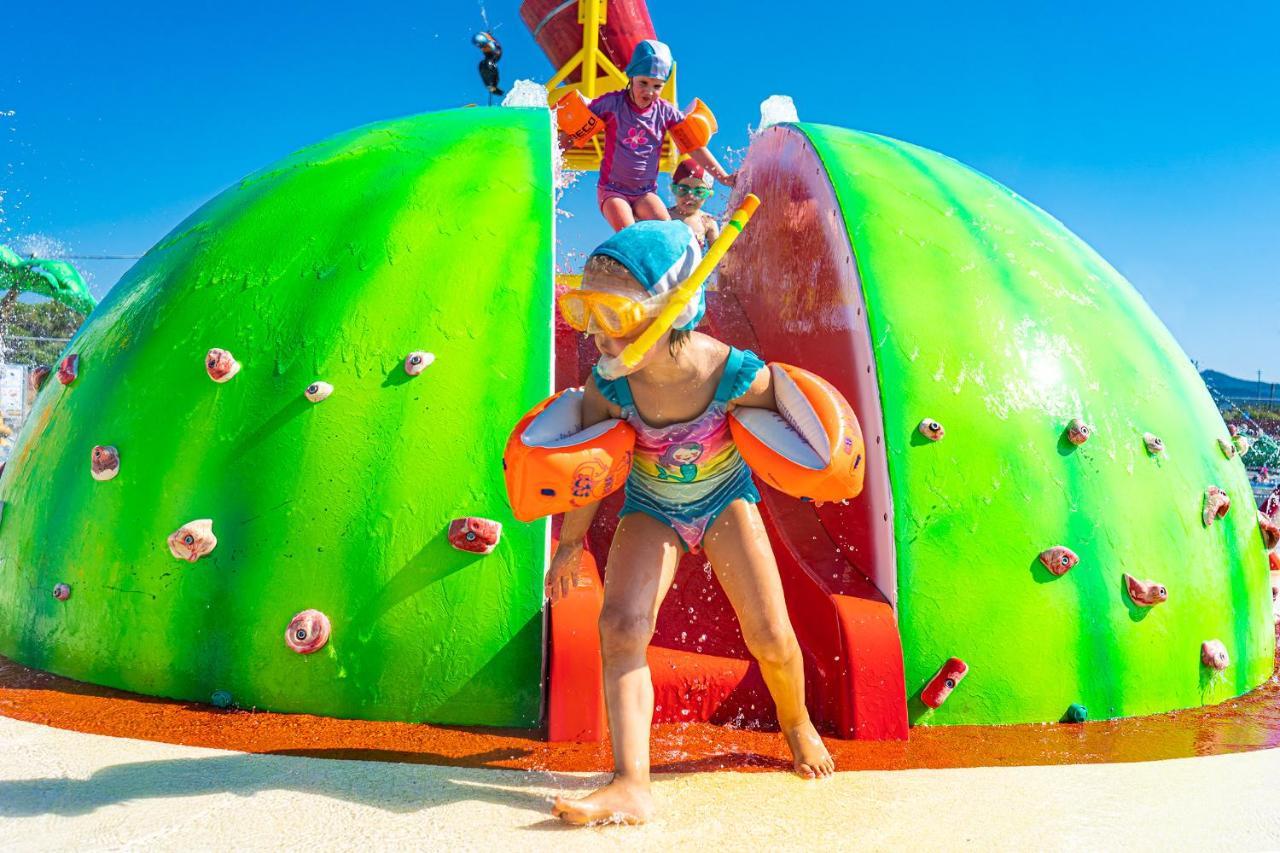 Camping Village Baia Blu La Tortuga Aglientu Exteriör bild