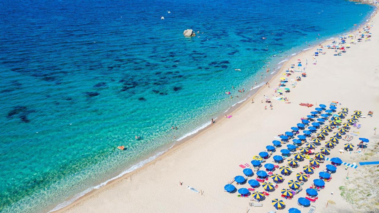 Camping Village Baia Blu La Tortuga Aglientu Exteriör bild